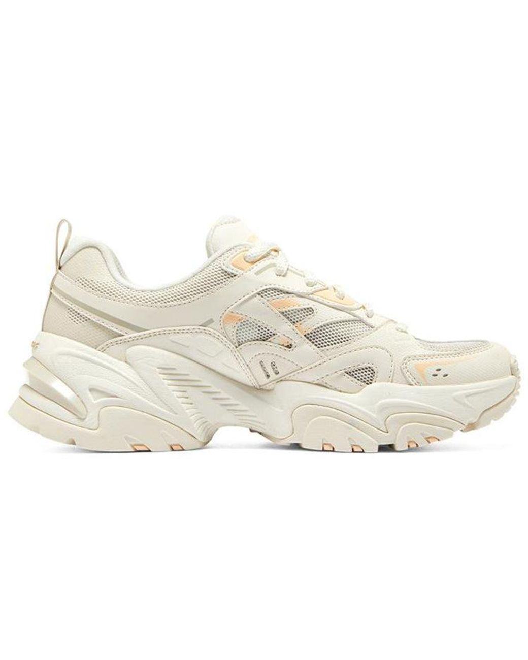 Women's White (Wmns) Stamina V2 'Cream'