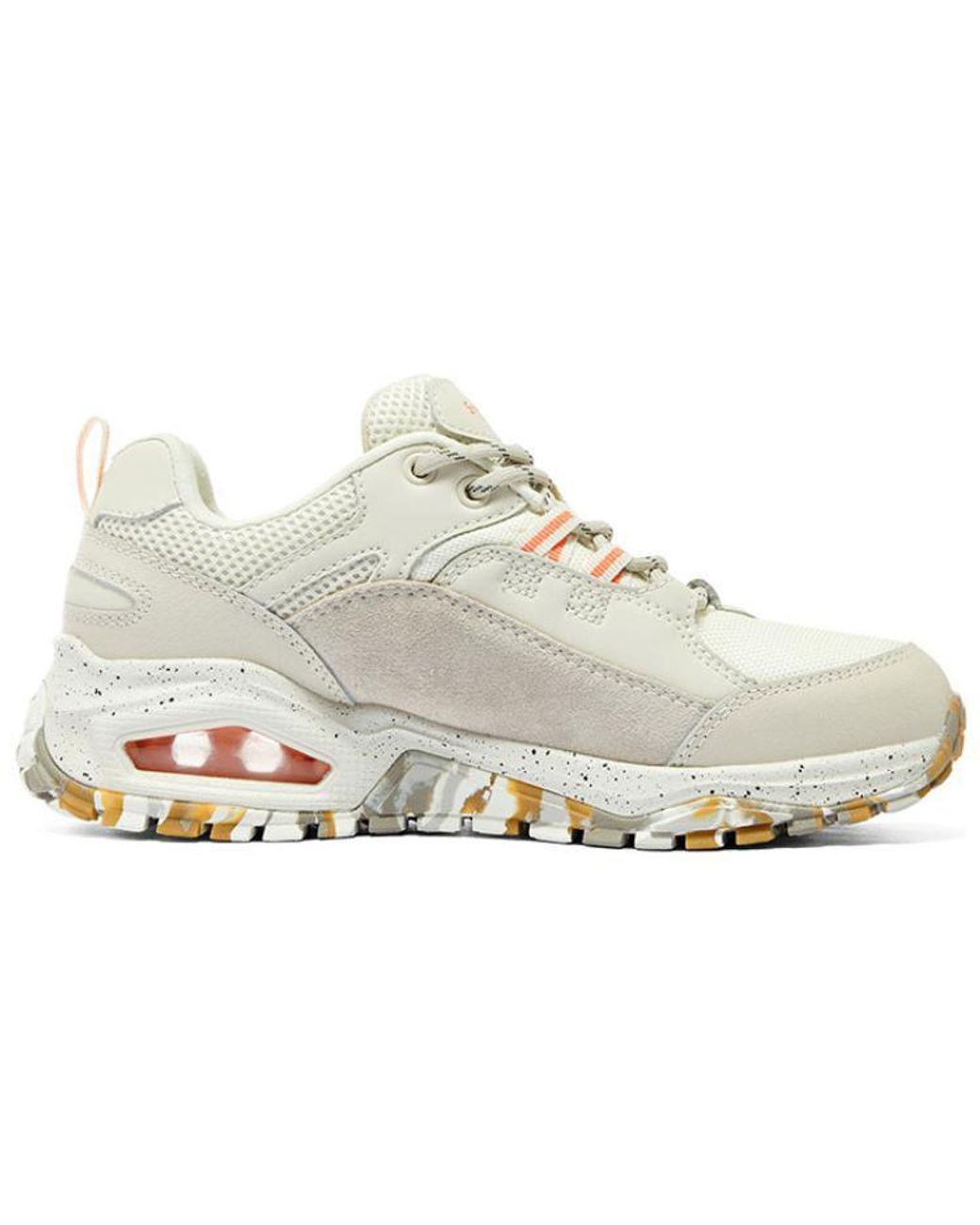 Women's White (Wmns) Uno Trail Fashion Shoes