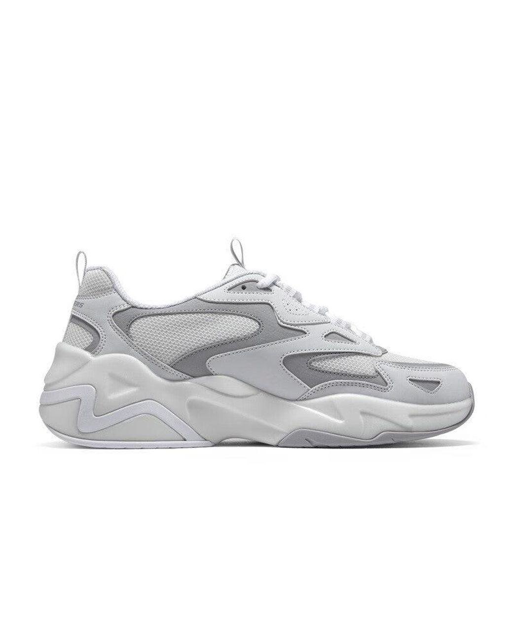 Women's White (Wmns) Dlites Hyper Burst Sneaker