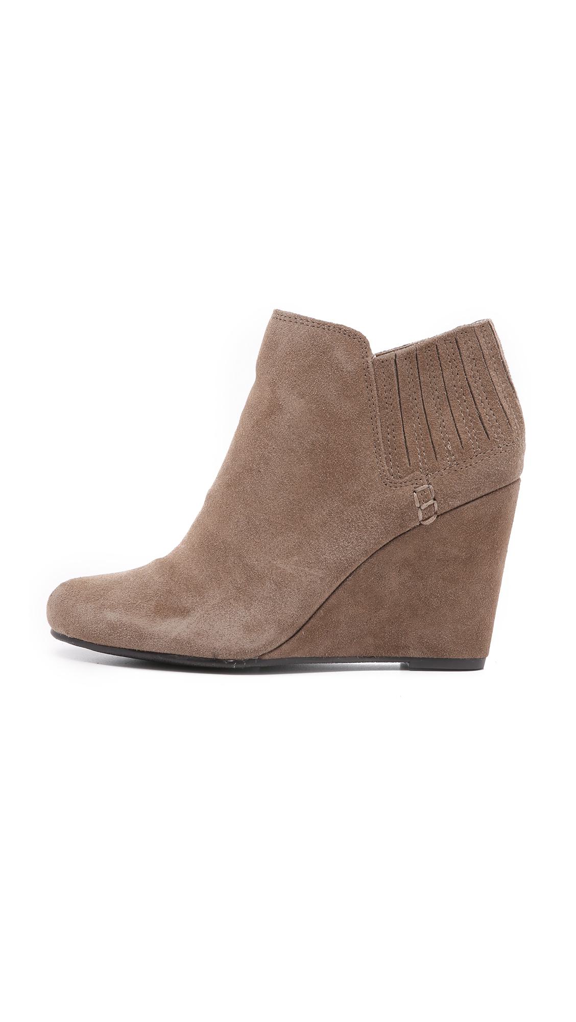 Dolce Vita Gwynn Suede Wedge Booties - Taupe