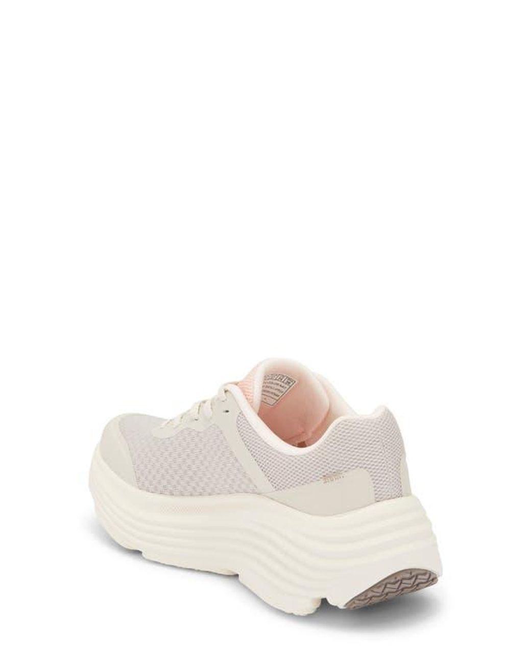 Women's White Max Cushioning Endeavor Running Shoe