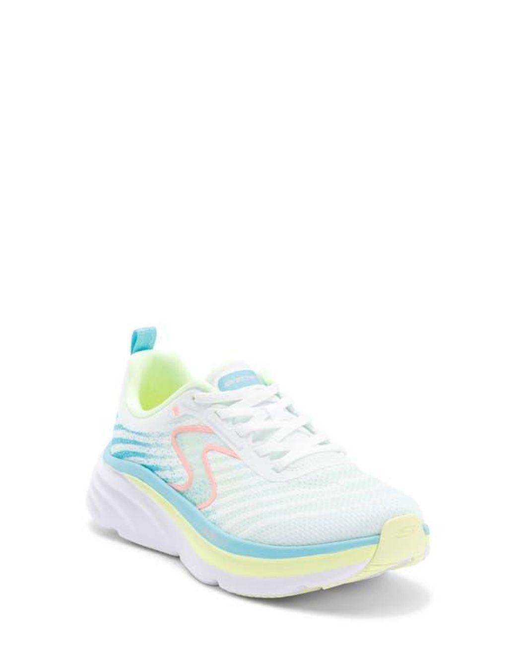 Women's Blue Relaxed Fit Deluxe Vapor Sneaker