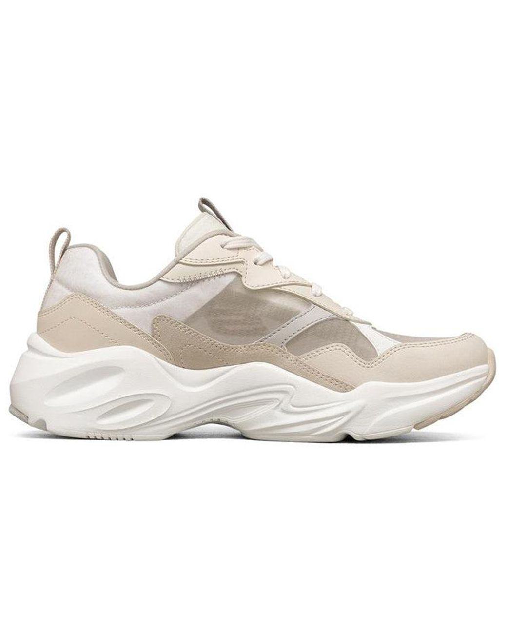 Women's White (Wmns) Stamina Airy Running Shoes Cream