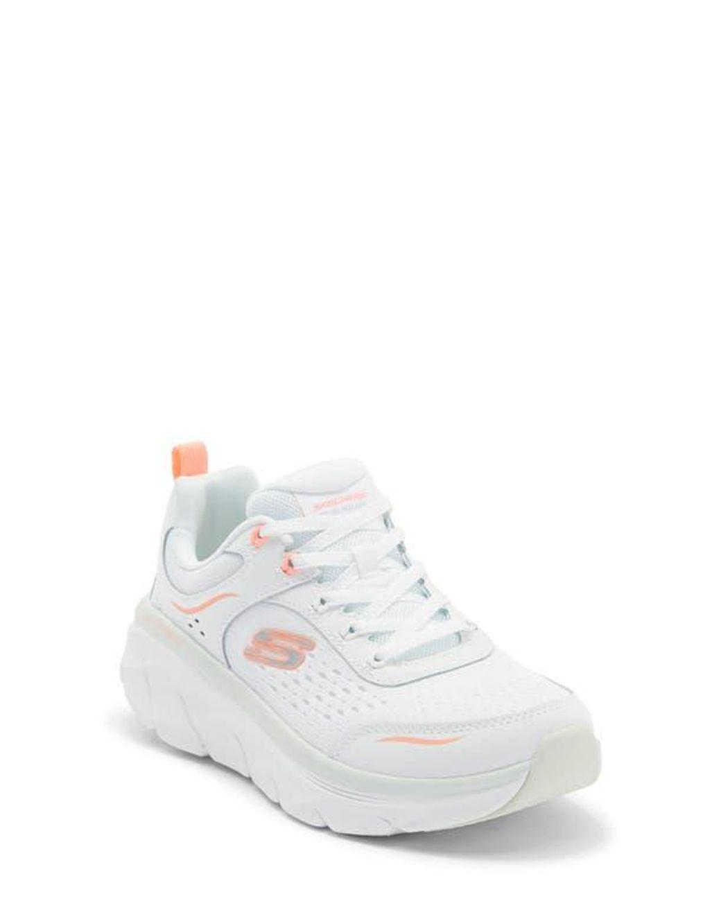 Women's White D'Lux Walker 2.0 Sneaker