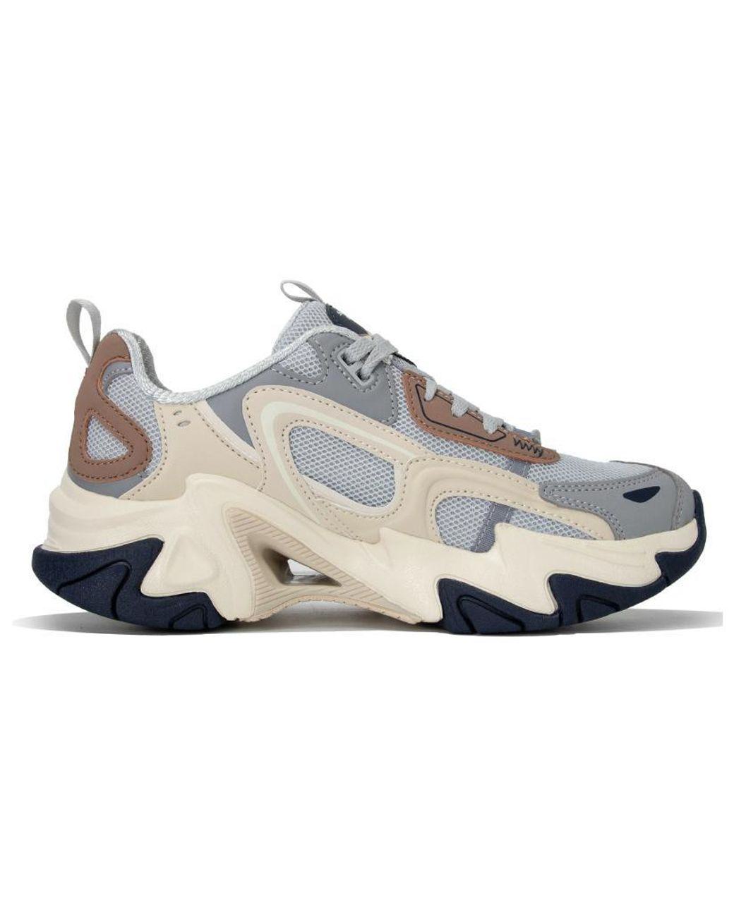 Women's White (Wmns) Sport Stamina V3 Shoes