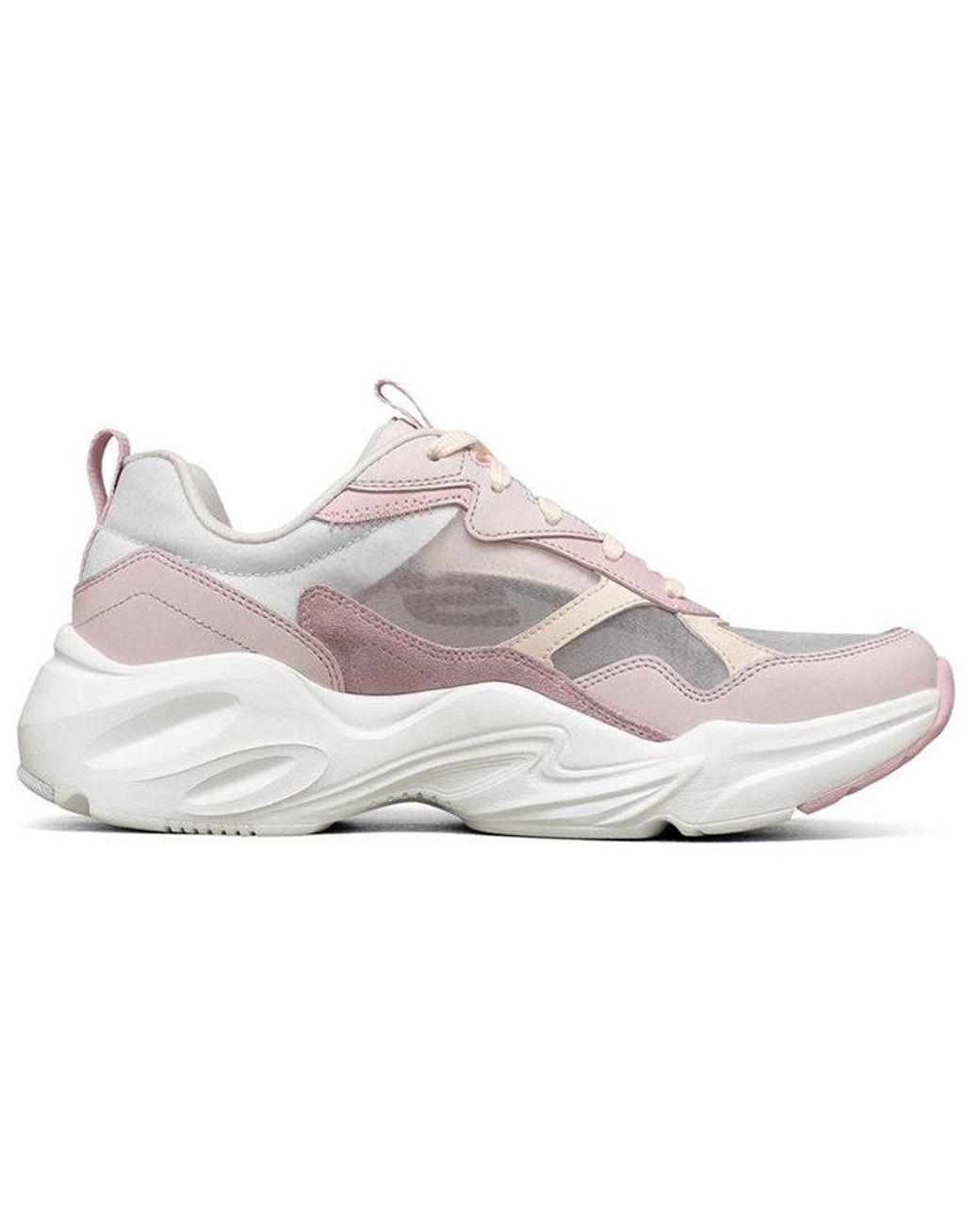 Women's White (Wmns) Stamina Airy Low-Running Shoes