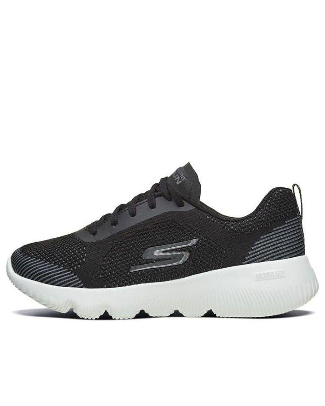 Women's Black (Wmns) Go Run Focus Low-Top Sneakers