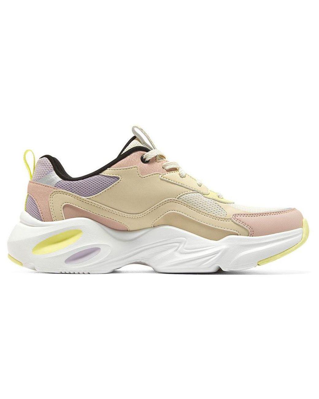 Women's White (Wmns) Stamina Airy