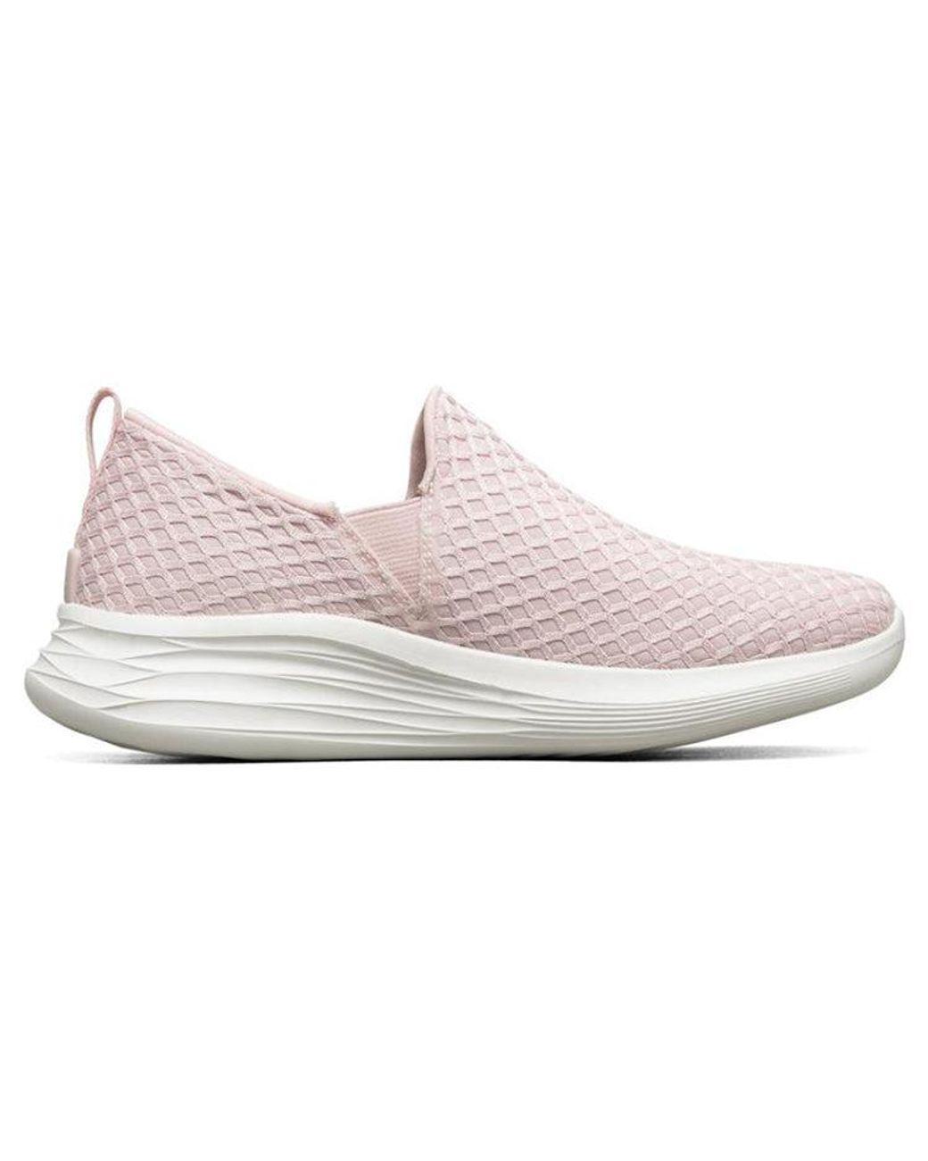 Women's White (Wmns) You Wave Running Shoes