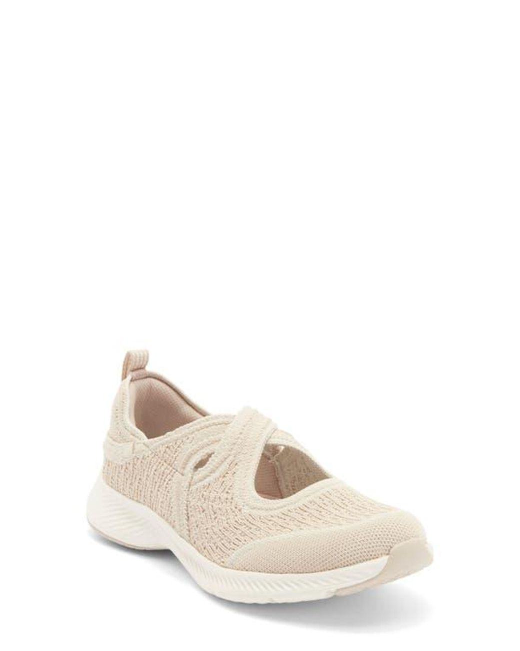Women's Natural Vapor Foam Move Aster Slip-On Sneaker