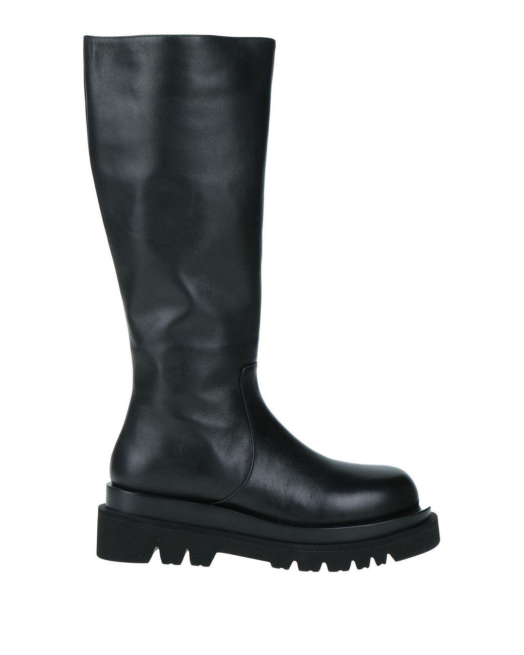 Women's Black Boot