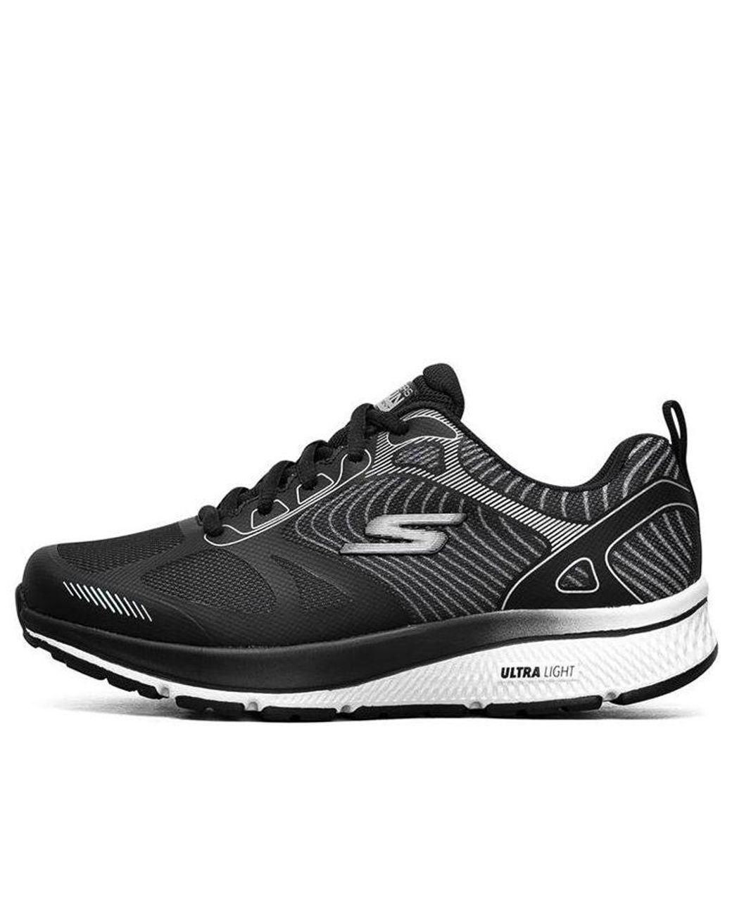Women's Black (Wmns) Go Run Consistent Low-Top Sneakers