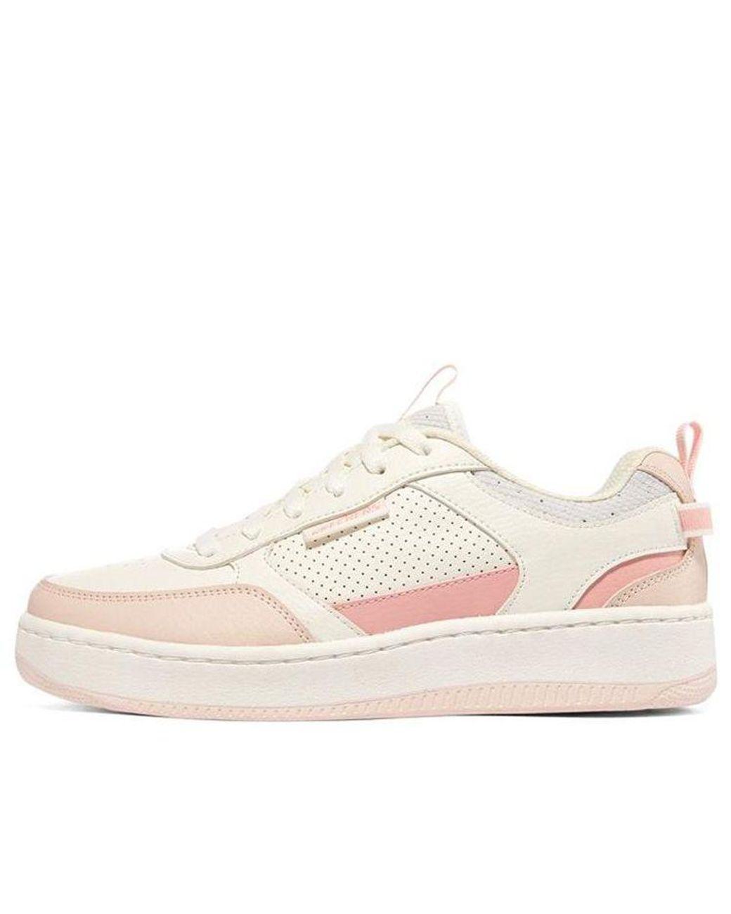 Women's Pink (Wmns) Sport Court 92