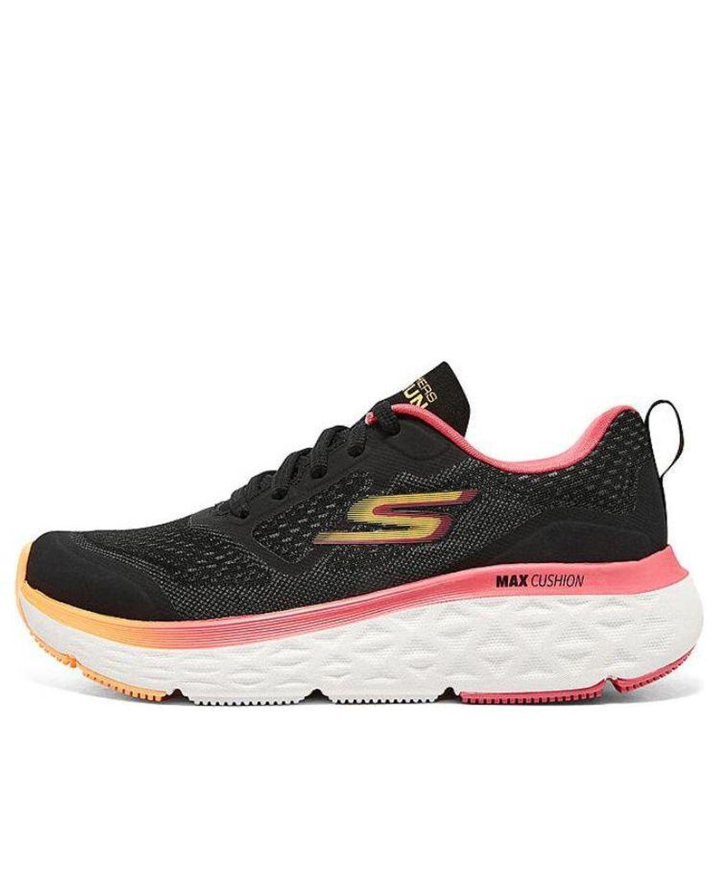 Women's Red (Wmns) Max Cushioning Delta