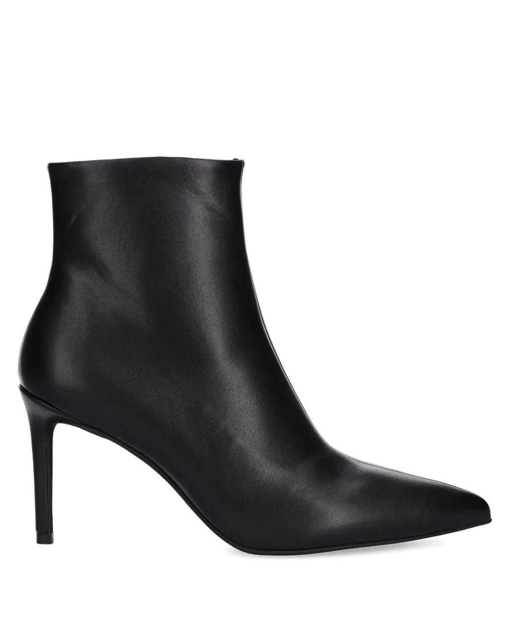 Women's Black Point-Toe Heeled Boots